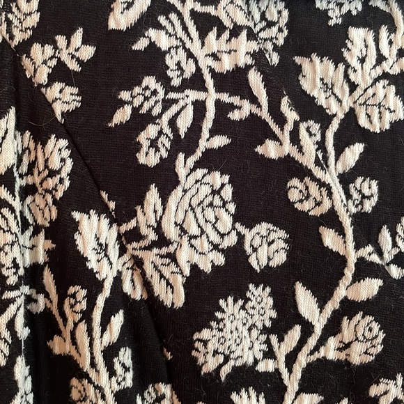 Smart set damask A line dress. Size small. - Picture 2 of 3